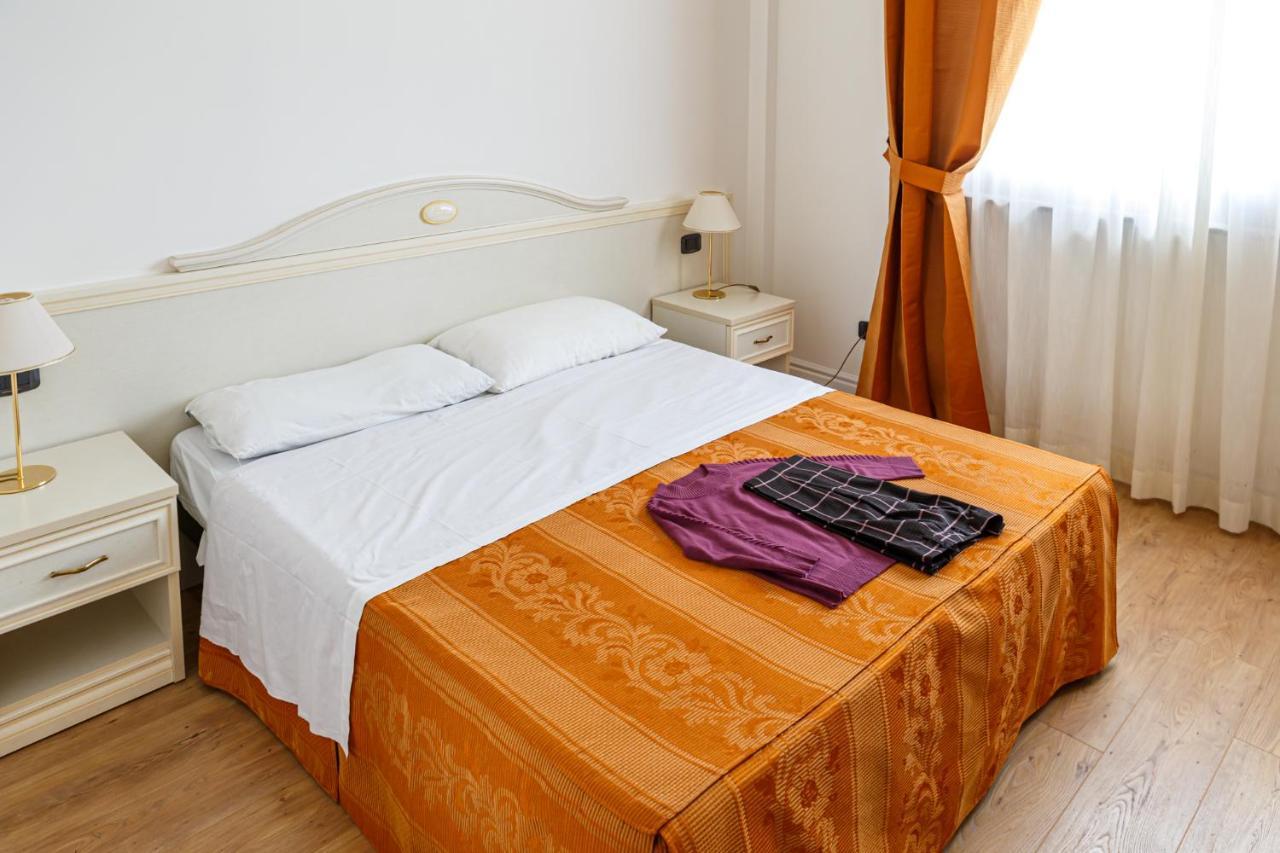 Hotel Villa Sofia Viterbo Esterno foto