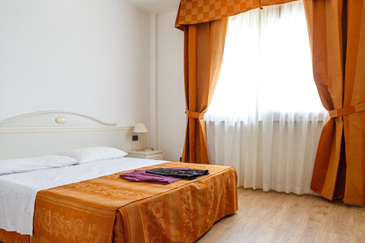 Hotel Villa Sofia Viterbo Esterno foto