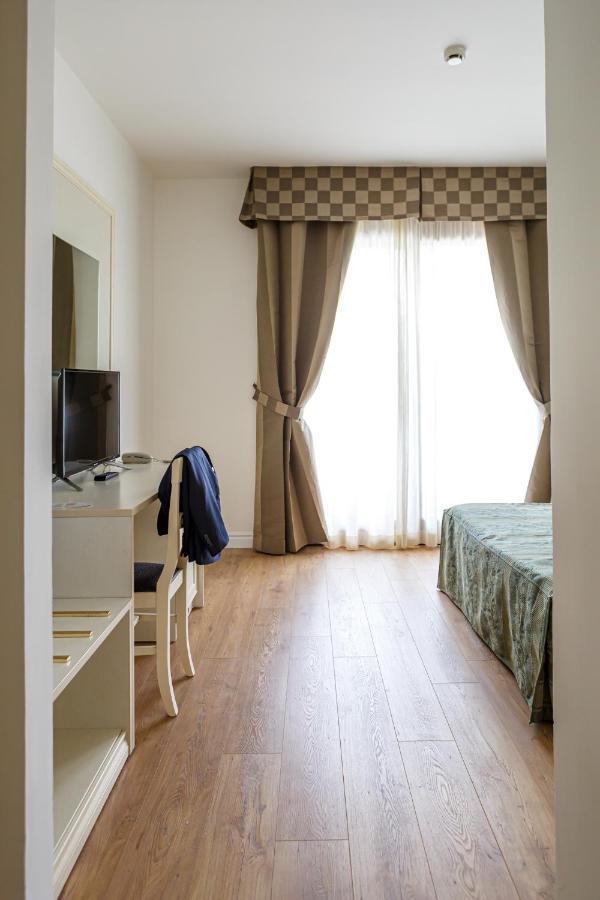 Hotel Villa Sofia Viterbo Esterno foto