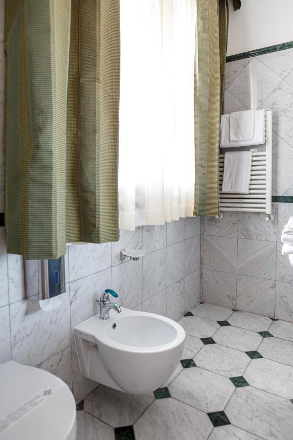 Hotel Villa Sofia Viterbo Esterno foto