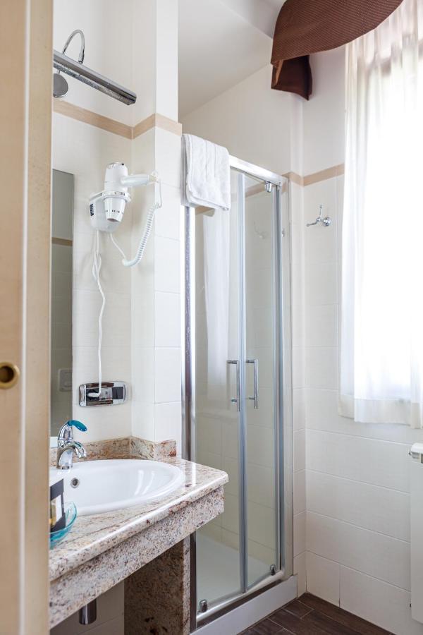 Hotel Villa Sofia Viterbo Esterno foto