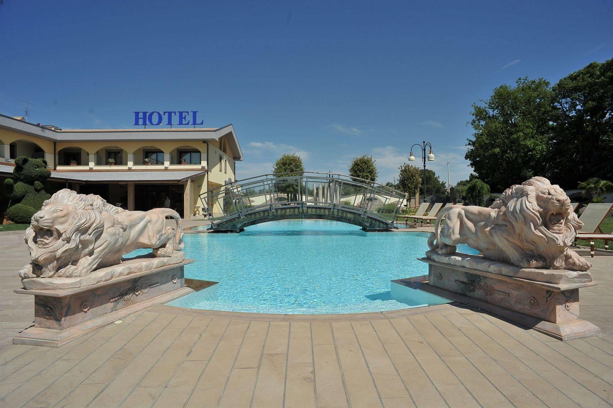 Hotel Villa Sofia Viterbo Esterno foto