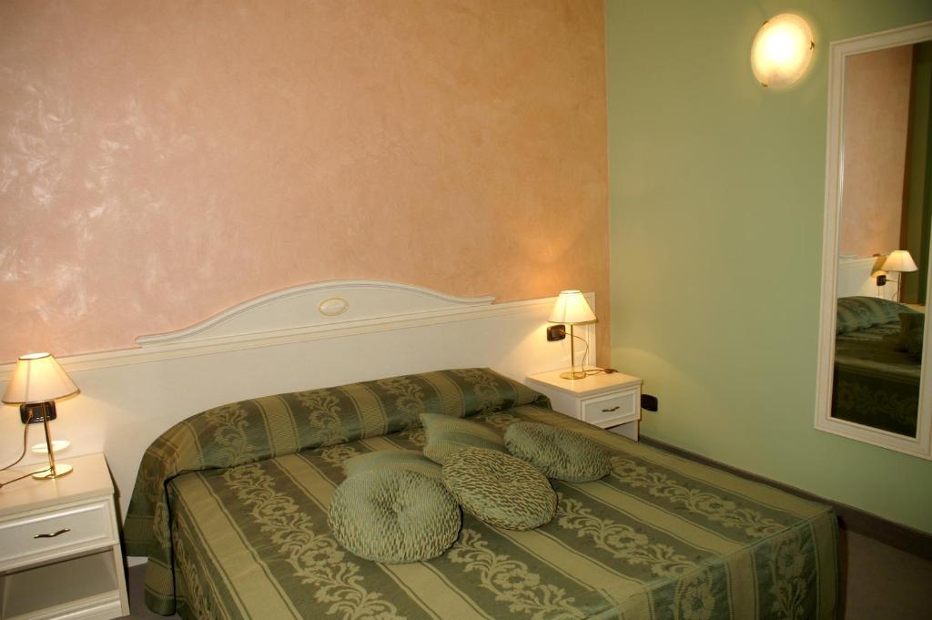Hotel Villa Sofia Viterbo Esterno foto